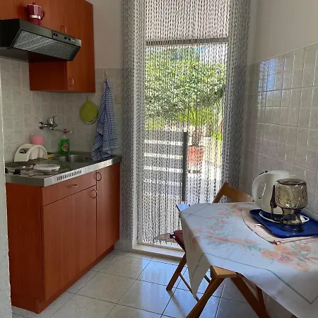 Gordana Buzolic Apartment *