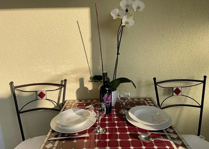 Gordana Buzolic フヴァル