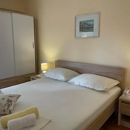 Gordana Buzolic * Хвар