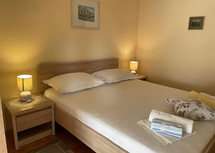 Апартаменти Gordana Buzolic *